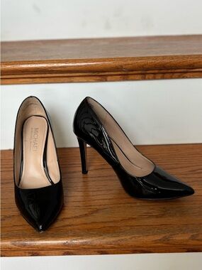 MICHAEL Michael Shannon Black Patent Leather Pointed-Toe Pumps